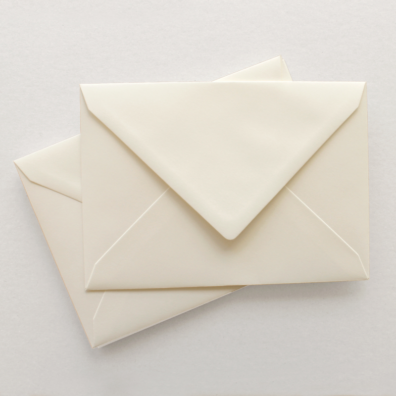 Envelope | soft cream