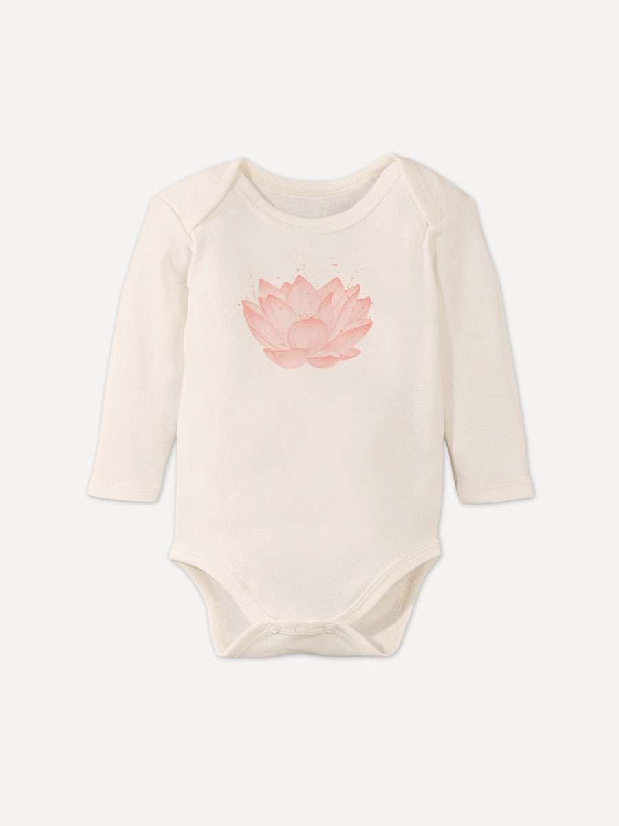 Lotus-Body-l01-littleruby Baby-Body aus Bio-Baumwolle mit Lotus Lotusbluete Motiv perfektes Geschenk zur Geburt von little Ruby Berlin
