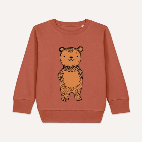 baer-sweatshirt-01-littleruby Brauner Kinder Sweatshirt mit Bär Motiv von little Ruby Berlin.