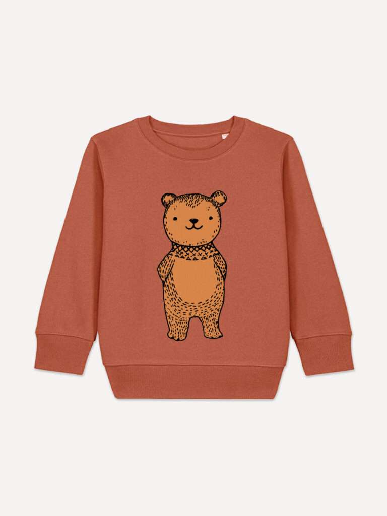 Brauner Kinder Sweatshirt mit Bär Motiv von little Ruby Berlin.