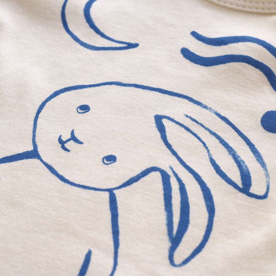 Baby-Body mit Hase Wasser Mond Motiv aus 100% Bio-Baumwolle von little Ruby Berlin