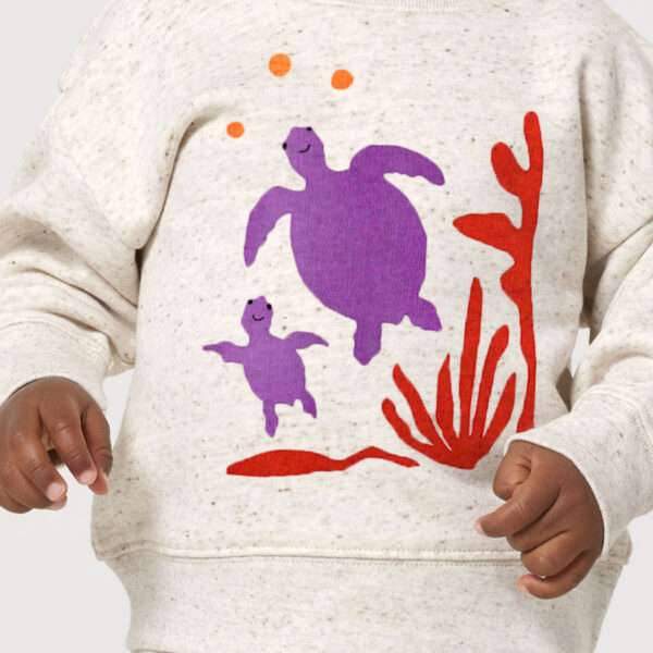 turtle-Baby-sweatshirt-02-littleruby Meeresschildkröte Turtle baby pullover von little ruby Berlin