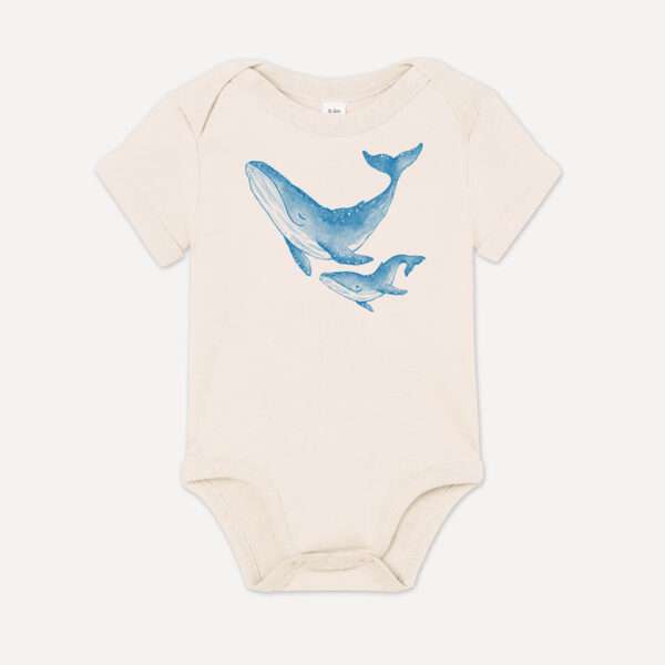 wal-babybody-01-k-little-ruby Baby-Body kurzärmlig mit Buckelwal Motiv aus 100% Bio-Baumwolle von little Ruby