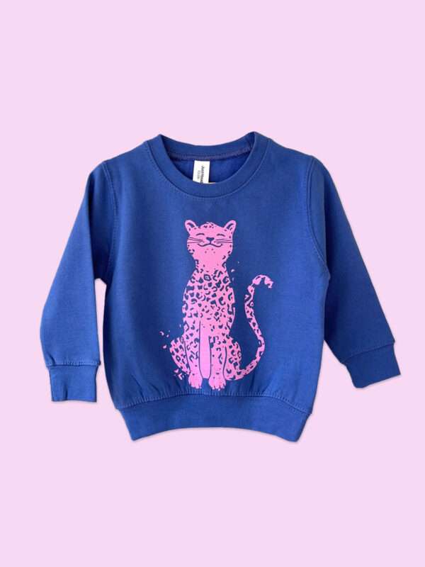 Blaues Kinder Sweatshirt mit Leopard-Print von little Ruby